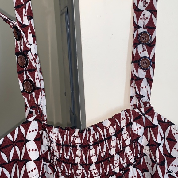 Gimmick Jumpsuit - Picture 3 of 6